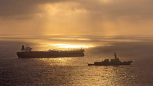 US fires on Iran tankers as talks hang in balance