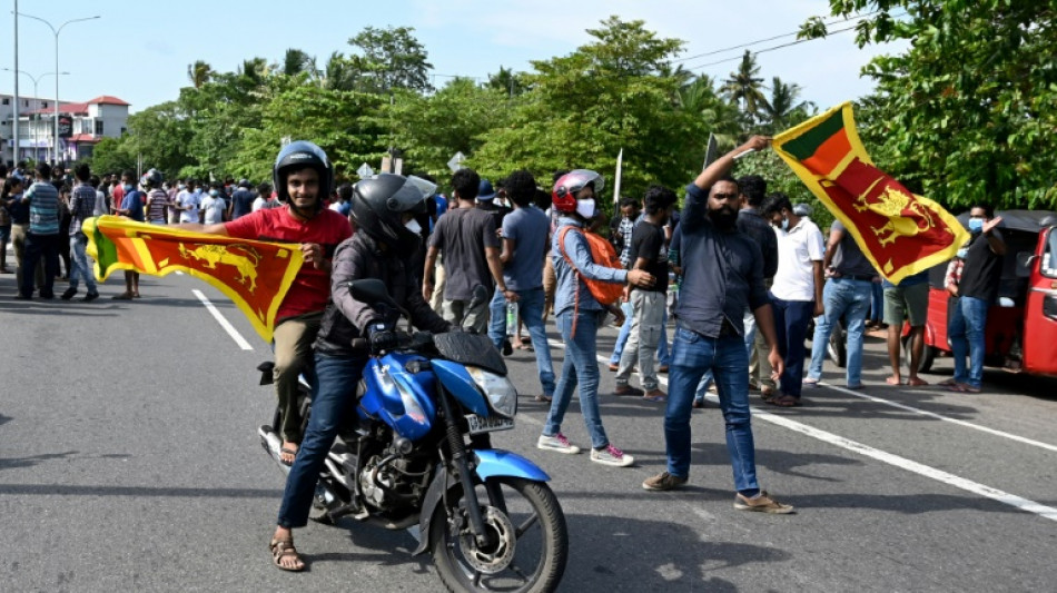 Presidente de Sri Lanka invita a la oposici&oacute;n a gobierno de unidad en medio de crisis