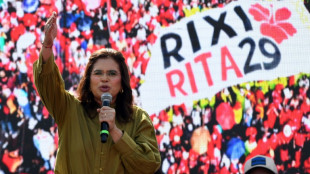 La candidata de izquierda a la presidencia de Honduras exige "elecciones libres"