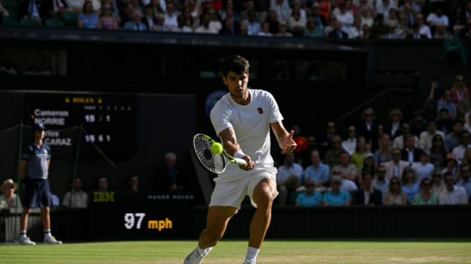 Wimbledon: première frayeur pour Sabalenka, Alcaraz coule le dernier espoir britannique