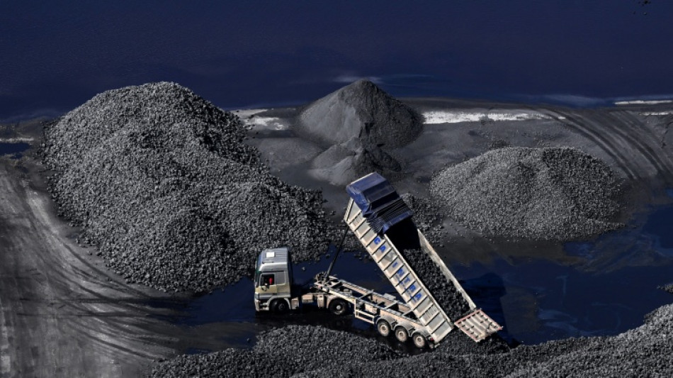 Col&ocirc;mbia recebe encontro in&eacute;dito para abandonar combust&iacute;veis f&oacute;sseis