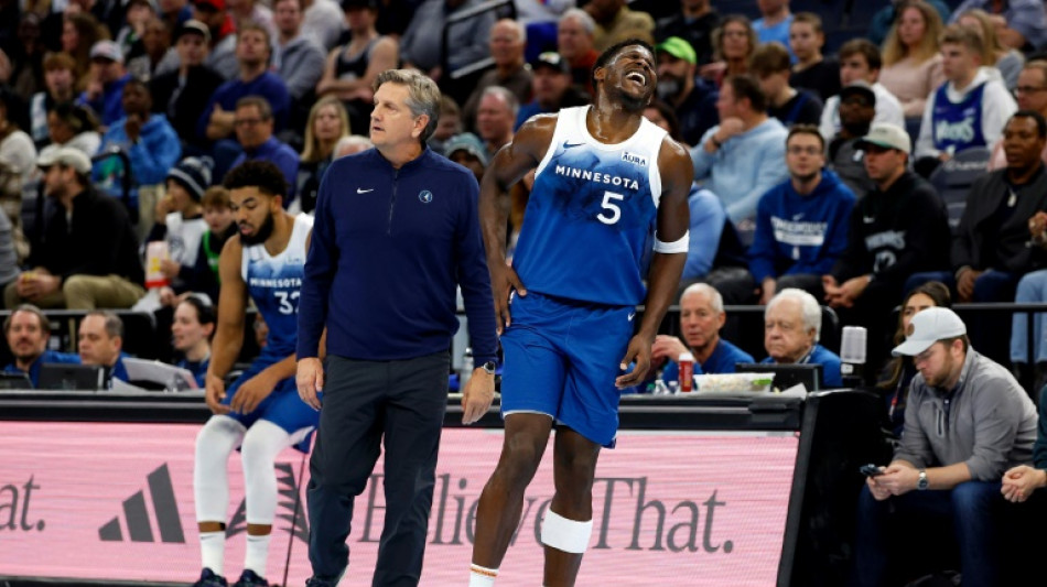 Bucks, Celtics, Knicks advance in NBA In-Season Tournament