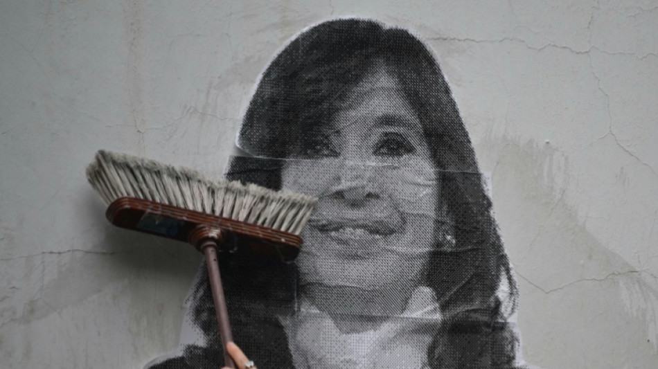 Cristina Kirchner vai cumprir pena em sua resid&ecirc;ncia em Buenos Aires