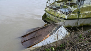 Una ni&ntilde;a de siete a&ntilde;os muere en naufragio de bote de migrantes cerca del canal de la Mancha