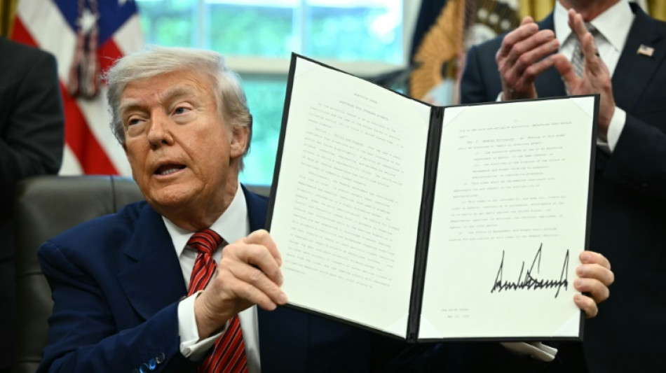 Trump signs orders to boost US nuclear energy