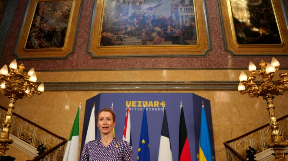 UK urges Putin to 'get serious about peace'