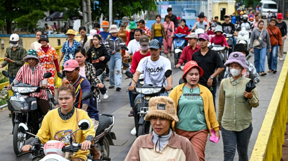 Droits de douane: au Cambodge, les supplications des ouvrières du textile face aux menaces américaines