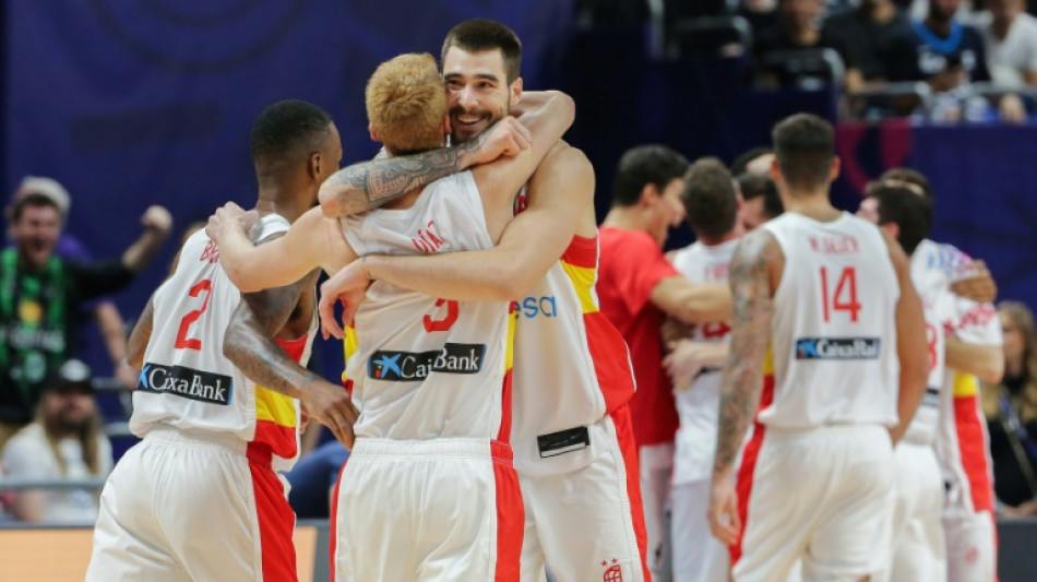 Willy Hernang&oacute;mez y Rudy Fern&aacute;ndez llevan a Espa&ntilde;a a 'semis' del Eurobasket