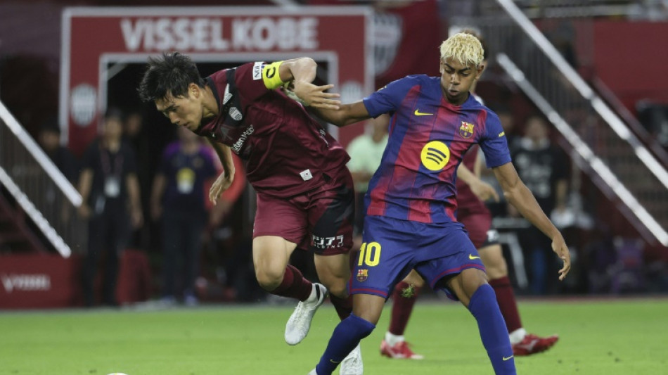 Bar&ccedil;a inicia excurs&atilde;o na &Aacute;sia com vit&oacute;ria sobre o Vissel Kobe (3-1)