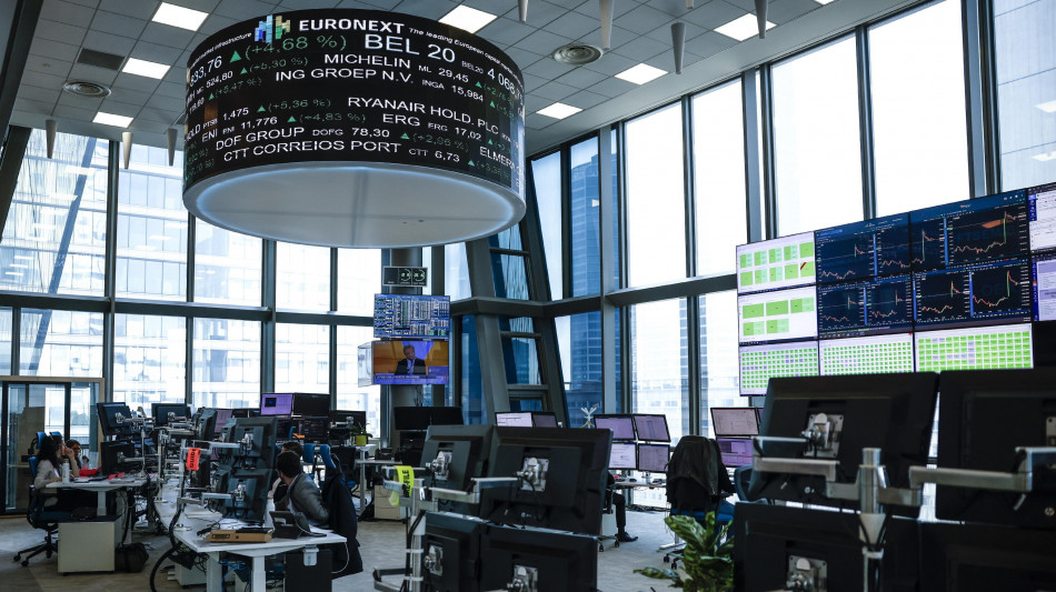 Borsa: l'Europa sempre cauta dopo Wall Street, Milano +0,3%