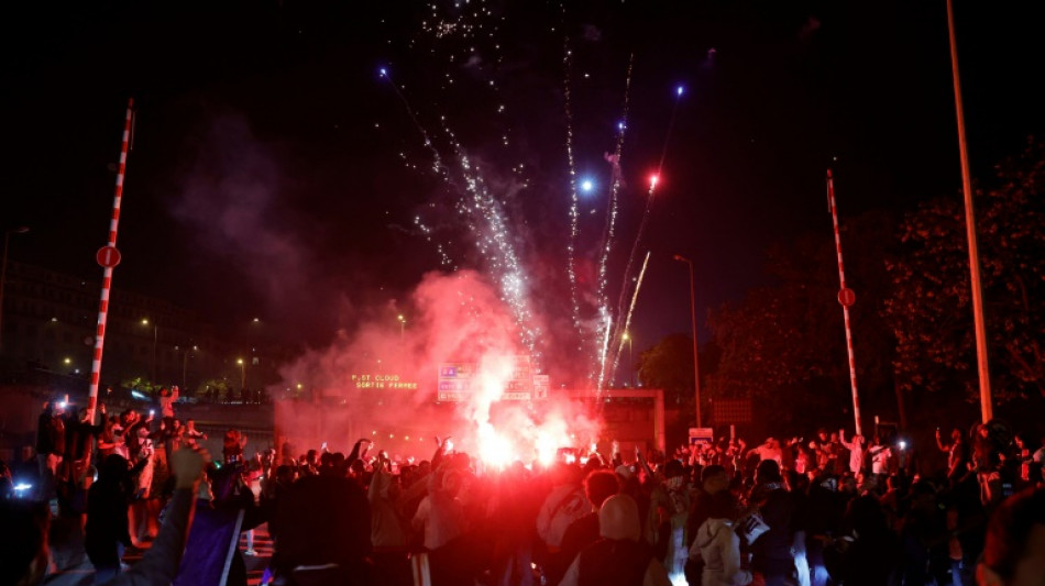 Victoire du PSG: 44 personnes en garde &agrave; vue, trois bless&eacute;s