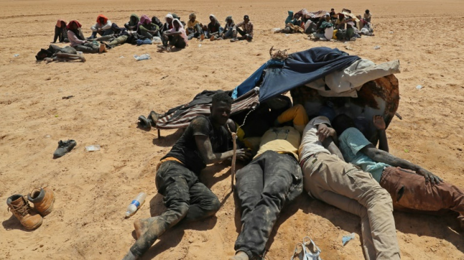 Libye: des migrants secourus en plein d&eacute;sert &agrave; la fronti&egrave;re avec la Tunisie
