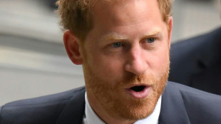 Le prince Harry fait condamner un tablo&iuml;d pour piratage de bo&icirc;tes vocales 