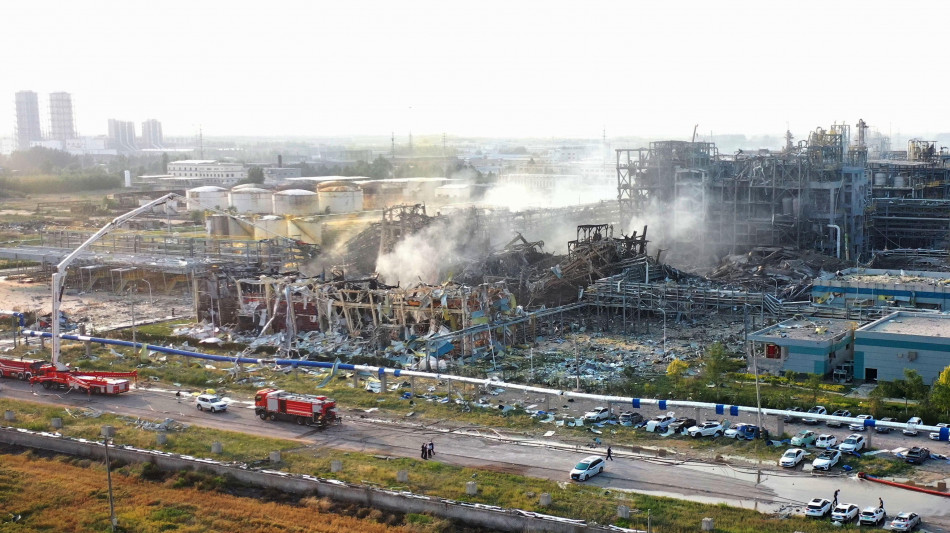 Cinque morti in esplosione in una fabbrica chimica in Cina