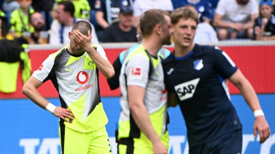 Dortmund perde na visita ao Hoffenheim (2-1) e Bayern pode conquistar Bundesliga no domingo