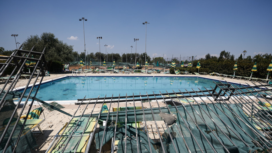 Esplosione a Roma, evacuate in tutto 50 persone