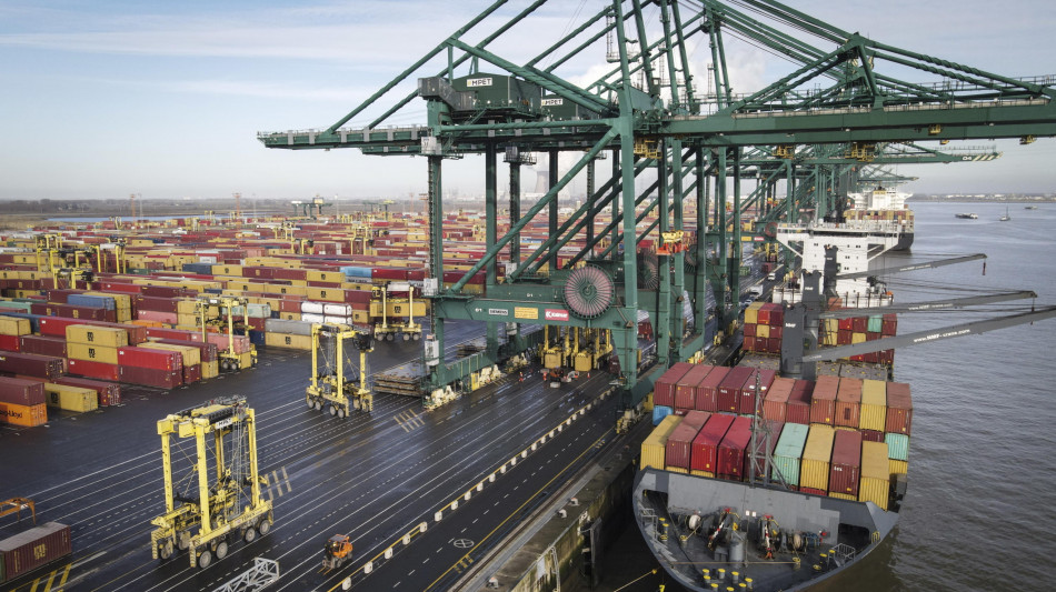 Ue rafforza surplus commerciale con Usa, a maggio +18,4 miliardi