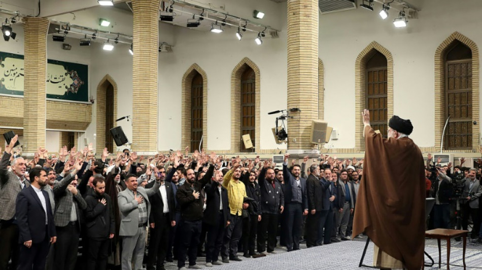 Jamenei afirma que la ca&iacute;da de Asad en Siria no debilitar&aacute; a Ir&aacute;n
