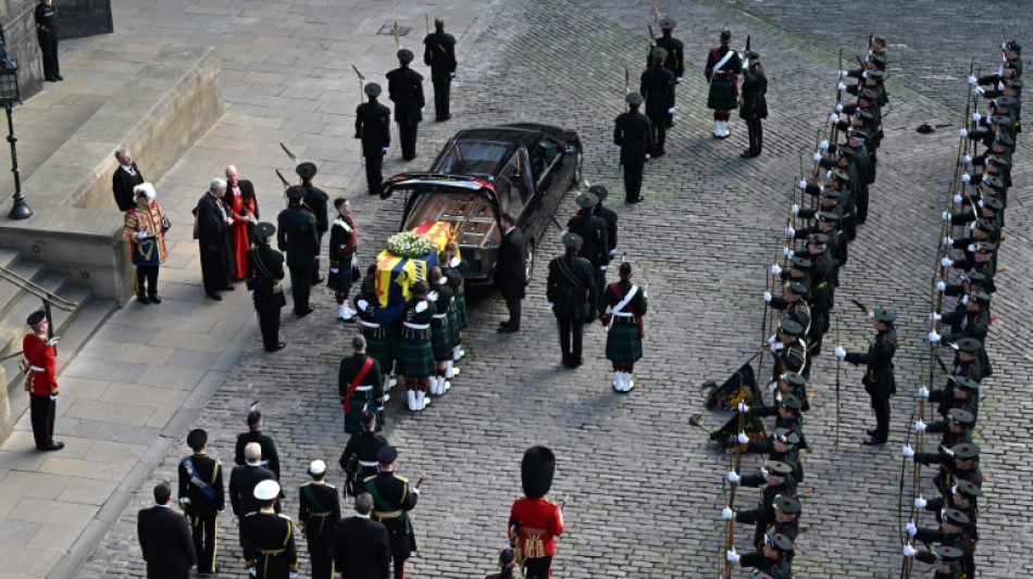 L'ex-roi d'Espagne Juan Carlos sera aux fun&eacute;railles d'Elizabeth II