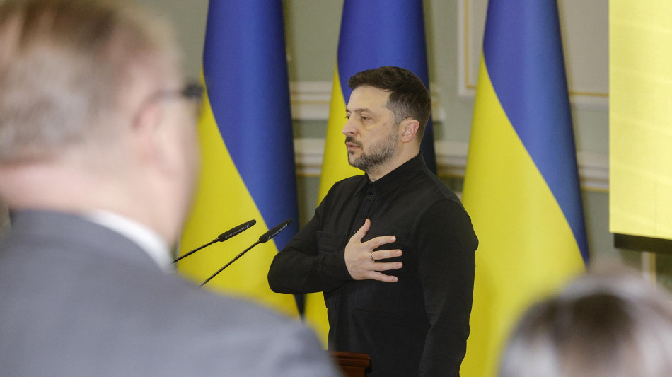 Zelensky, 'dopo la riunione a Parigi il 6 gennaio sentiremo il team Usa'