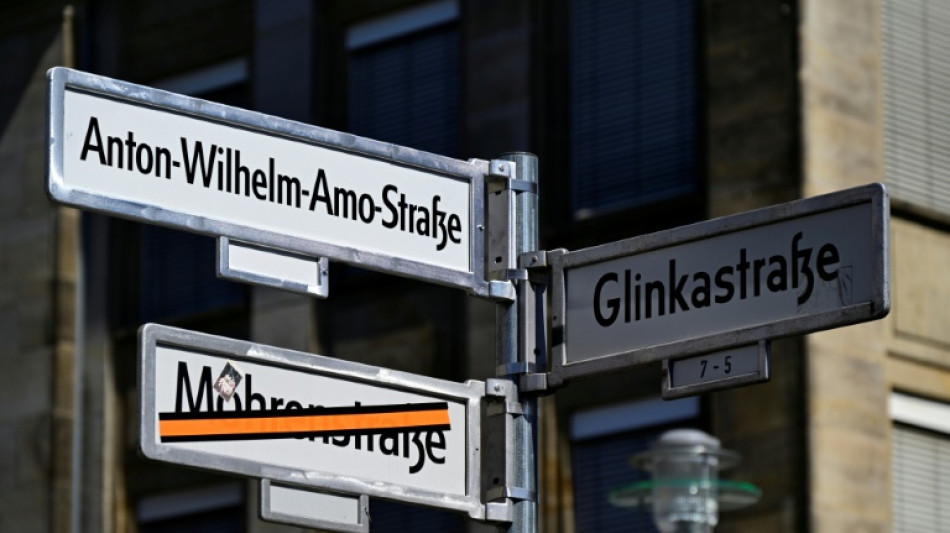 Jahrelanges juristisches Tauziehen: Berliner Mohrenstra&szlig;e nun umbenannt