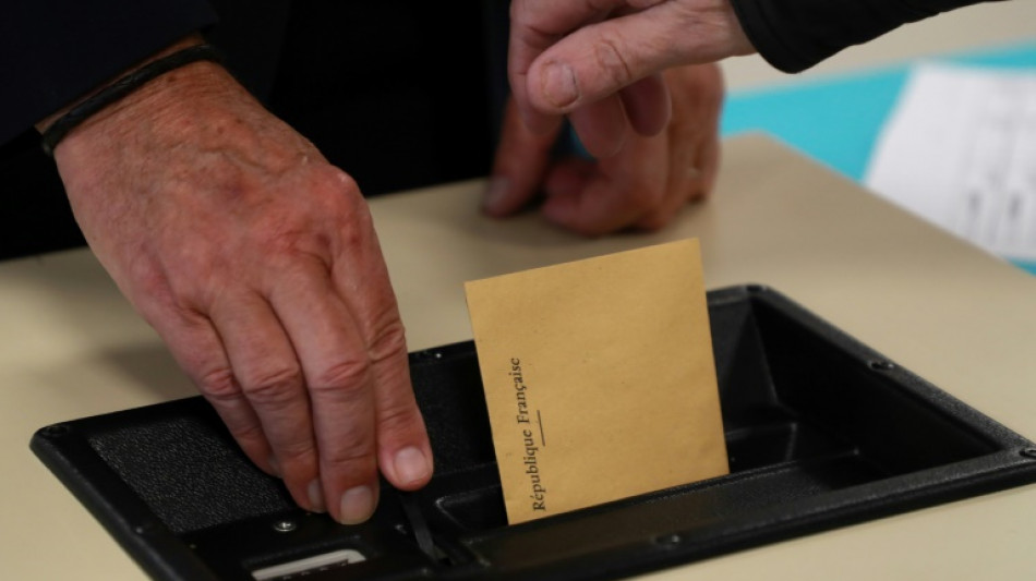 Macron muss bei zweiter Runde der Parlamentswahl um absolute Mehrheit f&uuml;rchten