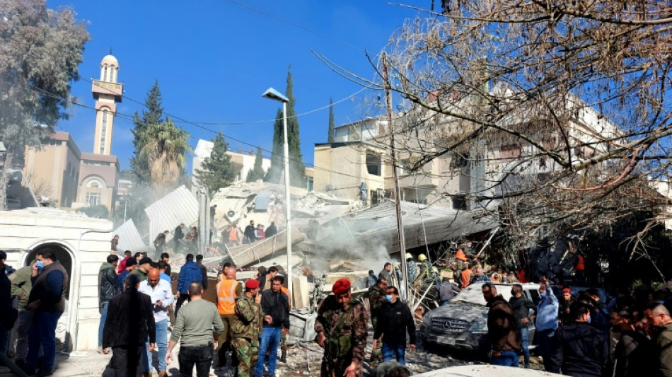 Bombardeio atribu&iacute;do a Israel deixa 12 mortos na S&iacute;ria, segundo novo balan&ccedil;o
