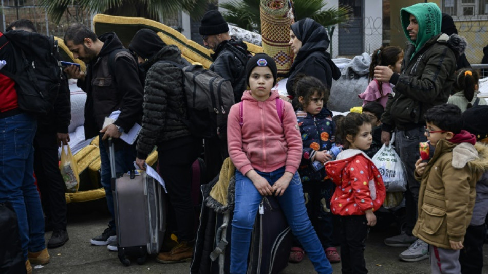 M&aacute;s de 25.000 sirios instalados en Turqu&iacute;a regresaron tras la ca&iacute;da de Al Asad