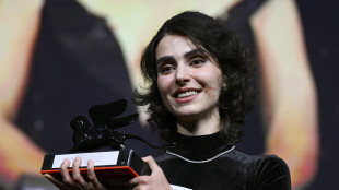 Marzban, dedico premio a Venezia a donne dell'Iran, un giorno nostro sogno si avverer&agrave;