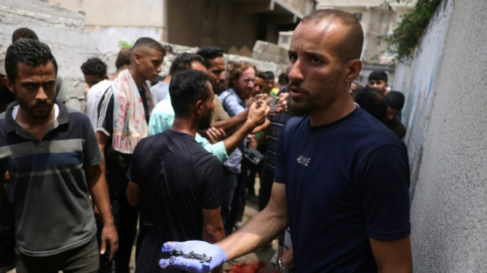 La defensa civil afirma que los ataques israel&iacute;es en Ciudad de Gaza se intensifican