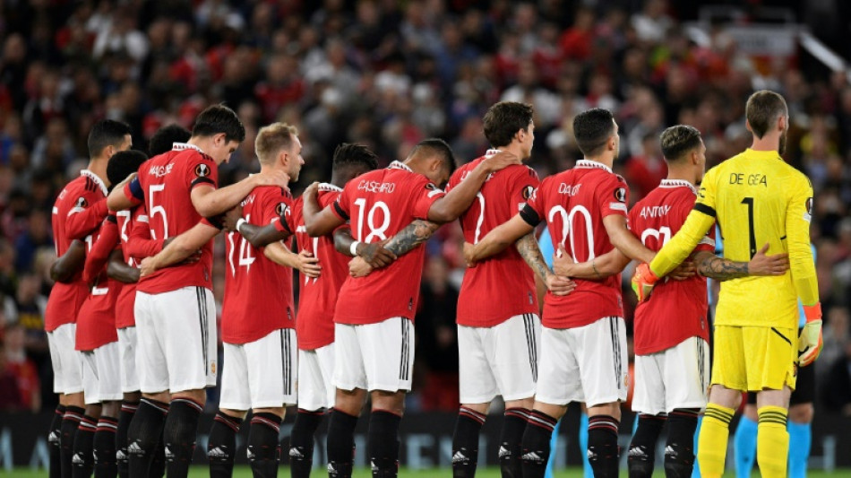 Foot: la suspension de la Premier League apr&egrave;s la mort de la reine suscite des critiques