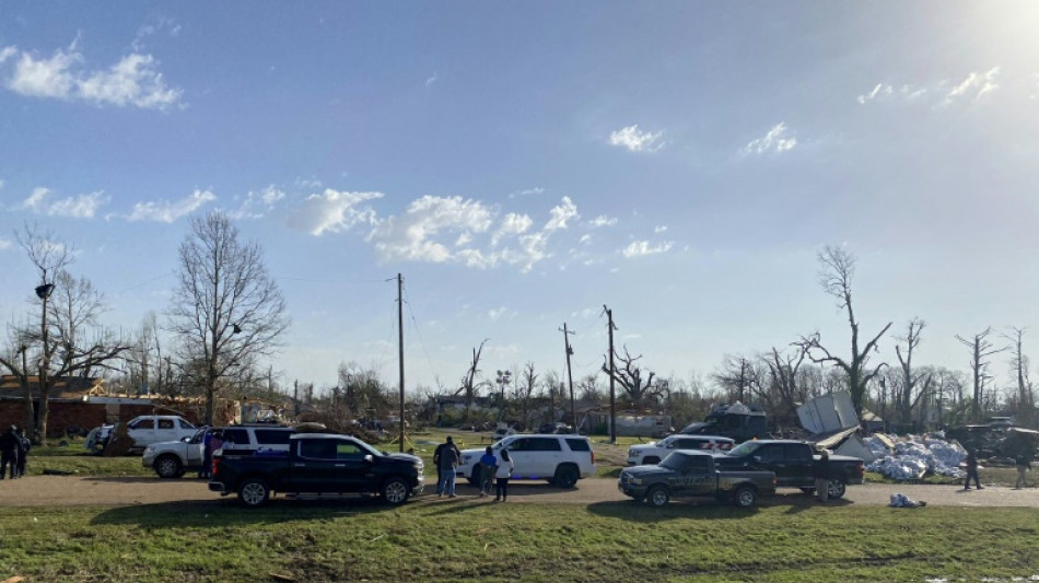 Une tornade d&eacute;vaste le Mississippi faisant au moins 23 morts