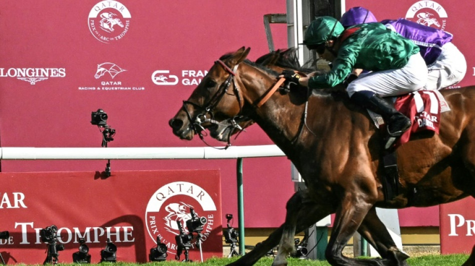 Prix de l'Arc de Triomphe : victoire du cheval Daryz pour la famille Aga Khan