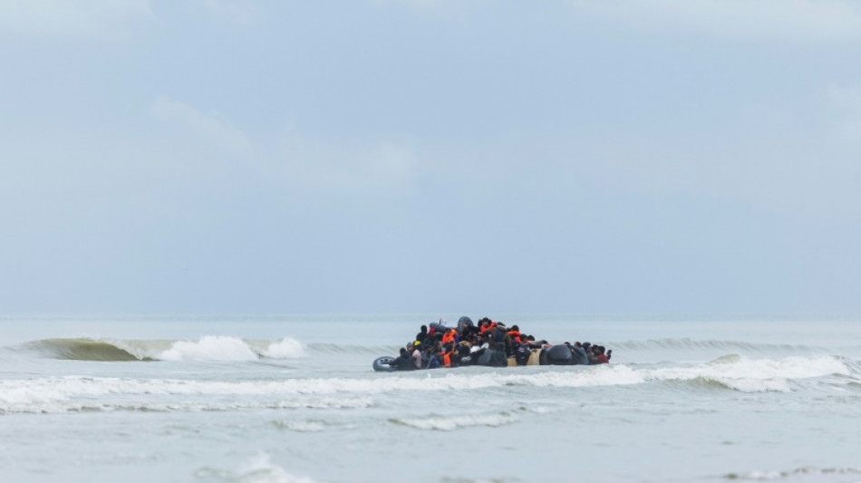 Une femme et un enfant meurent en tentant de traverser la Manche 