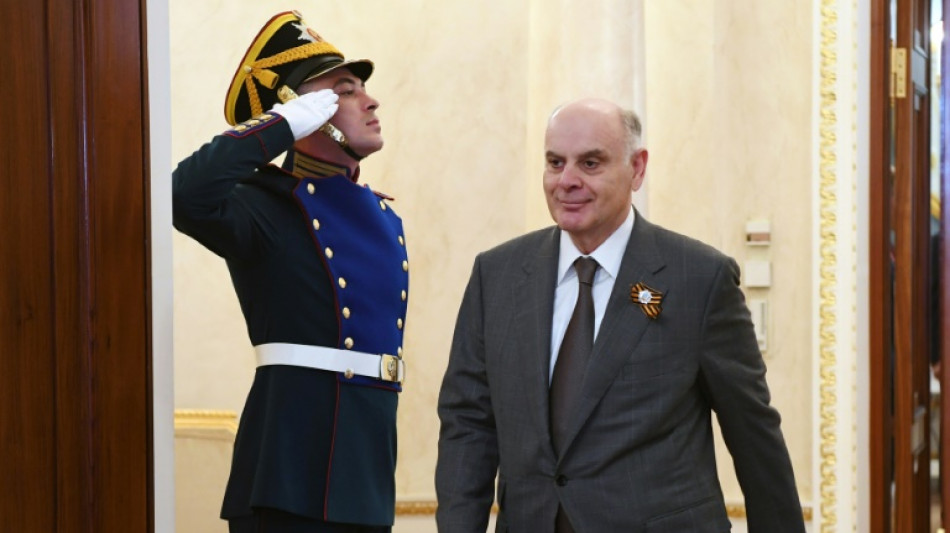 Renuncia el l&iacute;der prorruso de la regi&oacute;n separatista de Abjasia