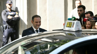 A juicio por corrupción un exministro cercano al presidente del Gobierno español y un colaborador