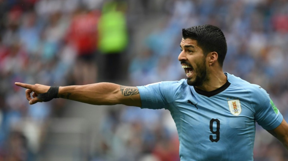 Su&aacute;rez &eacute; convocado para sele&ccedil;&atilde;o uruguaia pela 1&ordf; vez na 'era Bielsa'