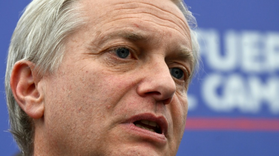 Favorito &agrave;s presidenciais no Chile prop&otilde;e deter e expulsar migrantes sem documentos