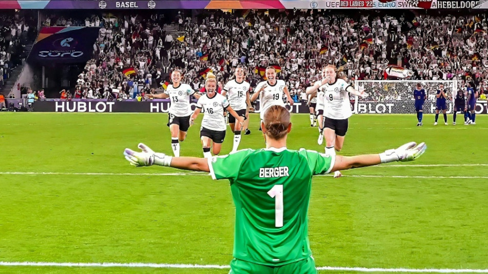 "Das ehrt uns": DFB-Frauen mit prominenten Unterstützern