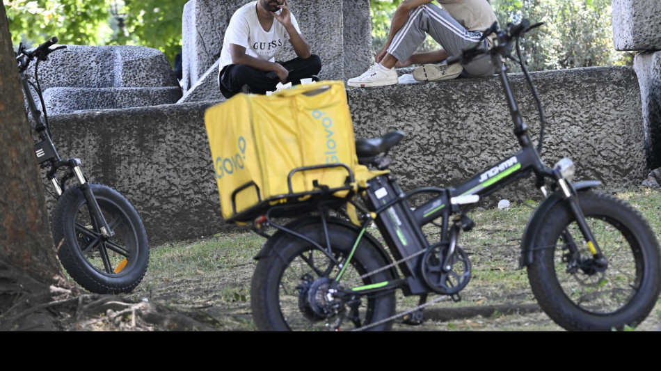 ++ Giudice obbliga Glovo a trattativa su rischi caldo per rider