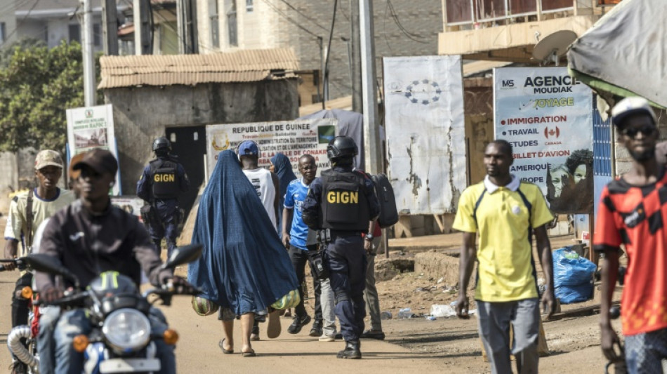 Guin&eacute; realiza elei&ccedil;&otilde;es com l&iacute;der da junta militar como favorito