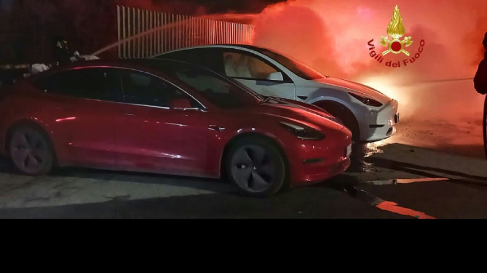 Tesla kämpft weiter mit einbrechendem Absatz