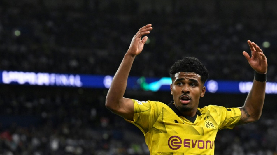 Aston Villa sign Dutch defender Maatsen from Chelsea for reported &pound;37.5 mn 