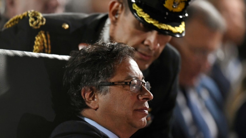 Petro avisa a los militares en Colombia que se preparen para ser un "ej&eacute;rcito de paz" 