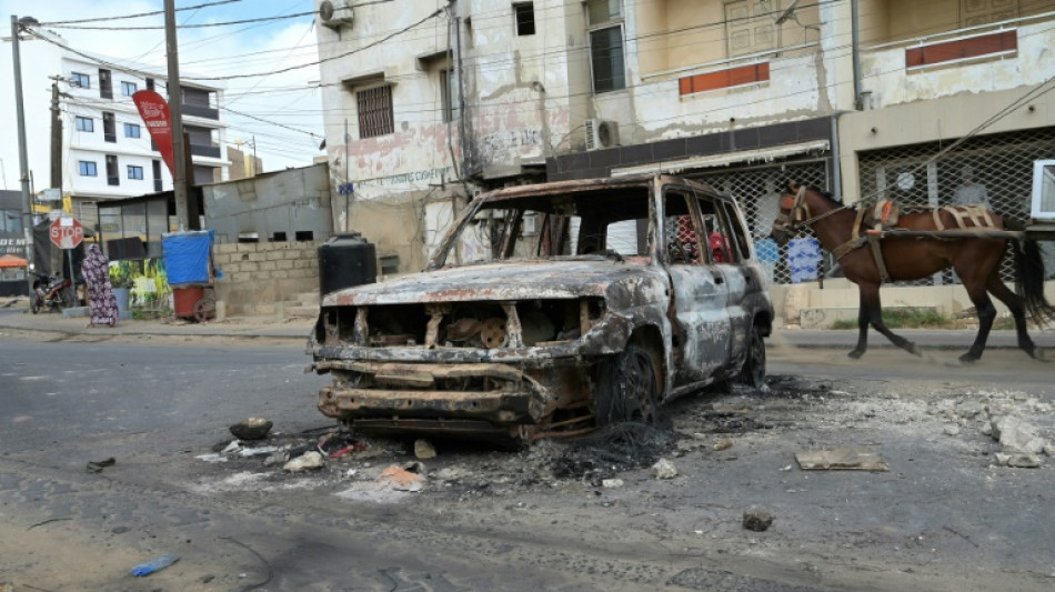 Hunderte Festnahmen nach gewaltsamen Ausschreitungen im Senegal