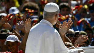 Vaticano recebe primeira grande peregrinação LGBT+ oficial durante o Jubileu