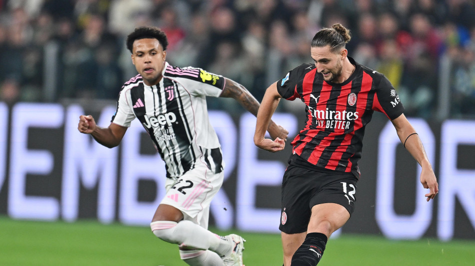 Calcio: Milan, lesione al soleo per Rabiot
