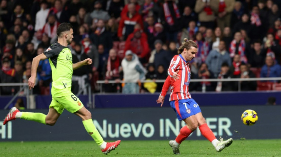 Atl&eacute;tico vence Mallorca e coloca press&atilde;o no Real Madrid