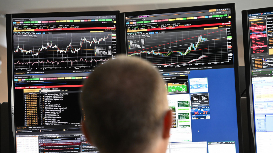 Lo spread tra Btp e Bund apre stabile a 72 punti