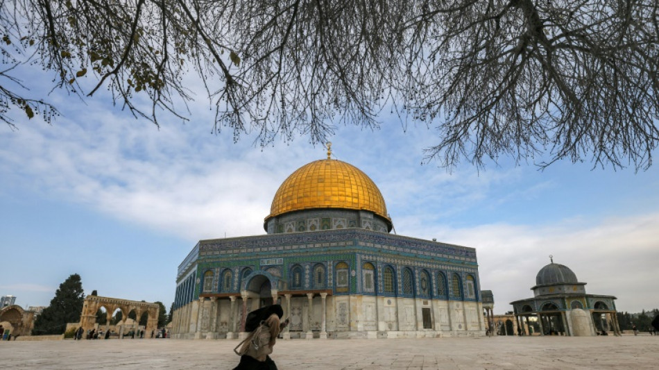 Un ministre isra&eacute;lien sur l'esplanade des Mosqu&eacute;es &agrave; J&eacute;rusalem, toll&eacute; arabe